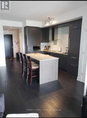 817 - 3018 Yonge Street, Toronto C04, ON - Indoor Photo Showing Kitchen With Upgraded Kitchen