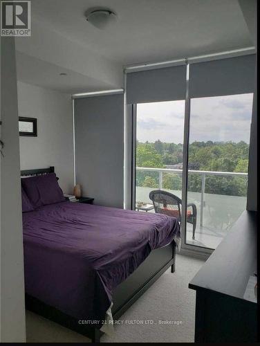 817 - 3018 Yonge Street, Toronto C04, ON - Indoor Photo Showing Bedroom