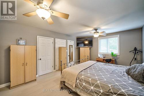 313 Patricia Avenue, Toronto (Newtonbrook West), ON - Indoor Photo Showing Bedroom