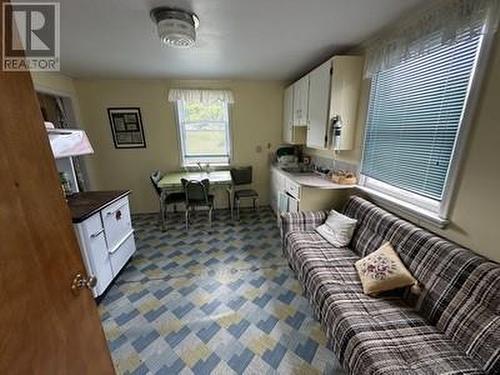 22 Harbour Road, New Chelsea, NL - Indoor Photo Showing Living Room