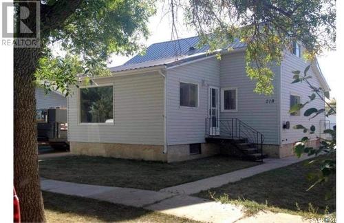 218 2Nd Avenue E, Rosetown, SK - Outdoor