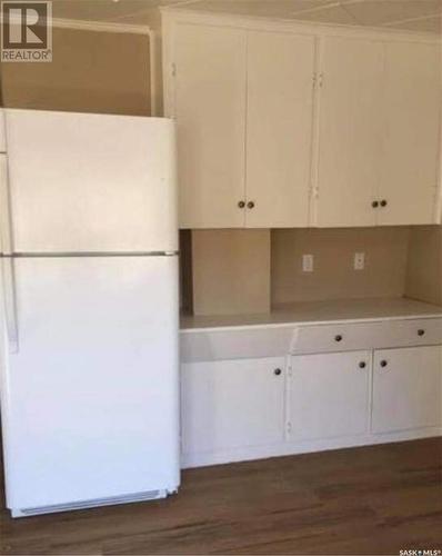 218 2Nd Avenue E, Rosetown, SK - Indoor Photo Showing Kitchen