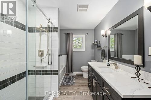 15198 St. Ignatius Line, Chatham-Kent (Bothwell), ON - Indoor Photo Showing Bathroom