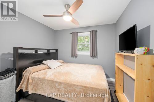 15198 St. Ignatius Line, Chatham-Kent (Bothwell), ON - Indoor Photo Showing Bedroom