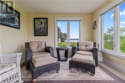 4345 Water Street, Miramichi, NB - Indoor Photo Showing Living Room