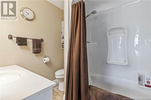 4345 Water Street, Miramichi, NB - Indoor Photo Showing Bathroom