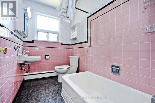 Main - 21 Elmwood Avenue N, Mississauga, ON - Indoor Photo Showing Bathroom