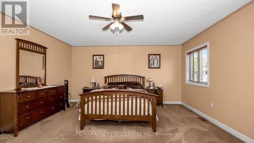 1530 Portsmouth Place, Mississauga, ON - Indoor Photo Showing Bedroom