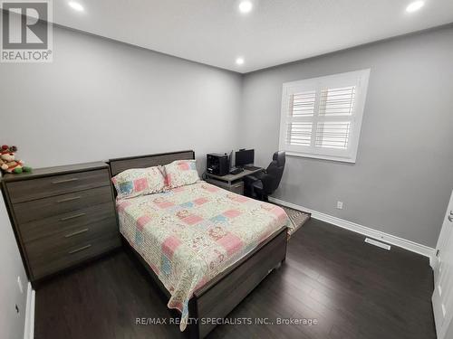 8 Mecca Street, Brampton (Toronto Gore Rural Estate), ON - Indoor Photo Showing Bedroom