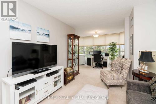 #202 - 330 Mill Street, Brampton, ON - Indoor Photo Showing Living Room