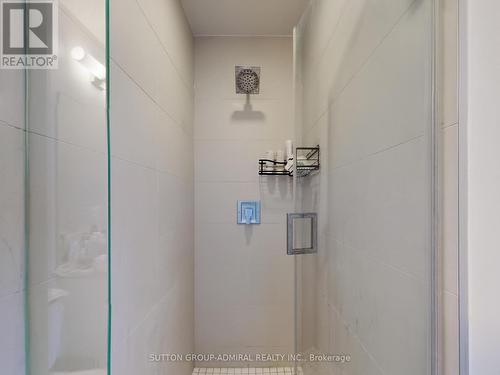 3901 - 8 Eglinton Avenue E, Toronto C10, ON - Indoor Photo Showing Bathroom
