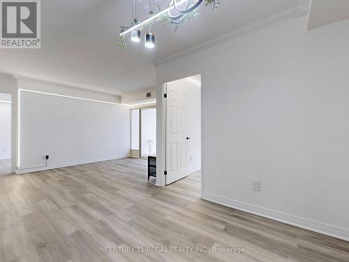 211 - 265 Enfield Place, Mississauga, ON - Indoor Photo Showing Other Room