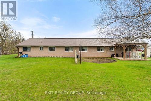 23-25 Duncan Street, Quinte West, ON - Outdoor