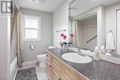 12776 Dillon Drive, Tecumseh, ON - Indoor Photo Showing Bathroom