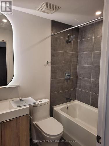 1801 - 15 Holmes Avenue, Toronto, ON - Indoor Photo Showing Bathroom