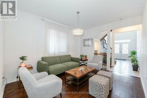 72 Russell Creek Drive, Brampton, ON - Indoor Photo Showing Living Room