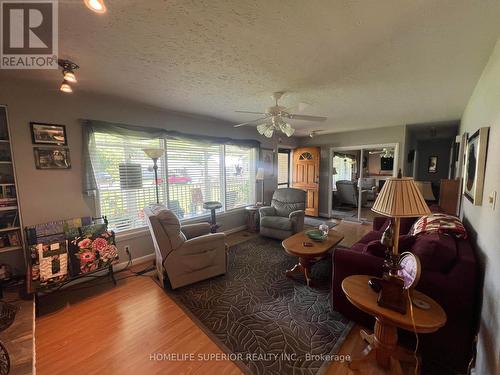 73 Bursthall Street S, Marmora And Lake, ON - Indoor Photo Showing Living Room