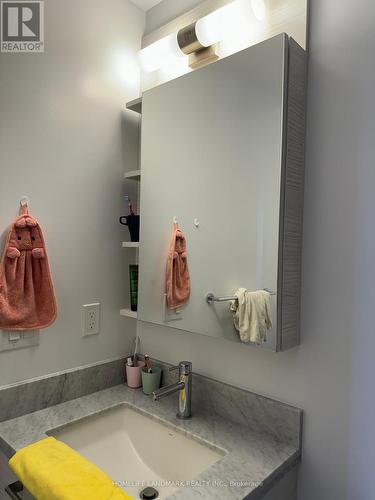 2203 - 2221 Yonge Street, Toronto C10, ON - Indoor Photo Showing Bathroom