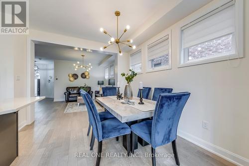 3129 Riverpath Common, Oakville, ON - Indoor Photo Showing Dining Room