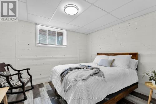 114 Old Field Lane, Central Elgin (Port Stanley), ON - Indoor Photo Showing Bedroom