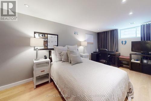 125 Saturn Road, Toronto, ON - Indoor Photo Showing Bedroom