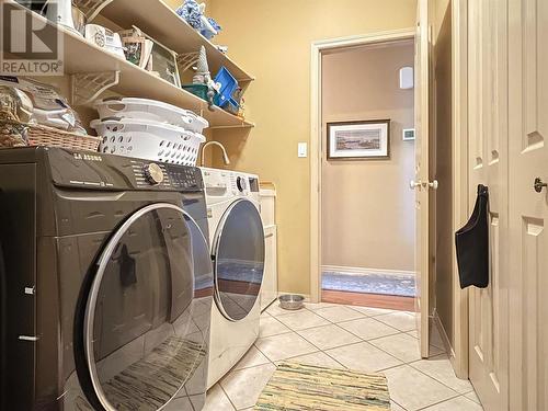 3808 Cypress Hills Drive, Osoyoos, BC - Indoor Photo Showing Laundry Room