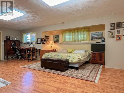 3808 Cypress Hills Drive, Osoyoos, BC - Indoor Photo Showing Bedroom