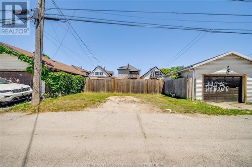 919 Pierre Avenue, Windsor, ON - Outdoor