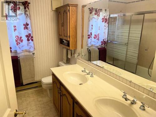 5084 Leaper Road, Texada Island, BC - Indoor Photo Showing Bathroom