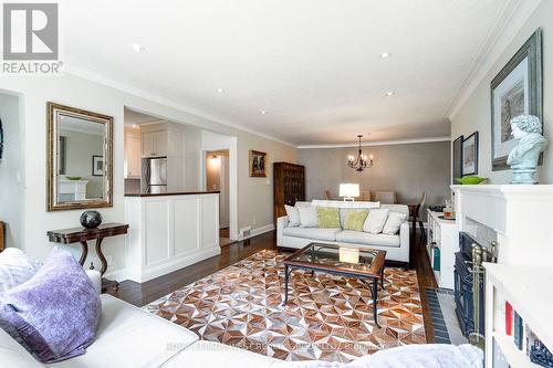 12 Kirk Bradden Road E, Toronto (Stonegate-Queensway), ON - Indoor Photo Showing Living Room