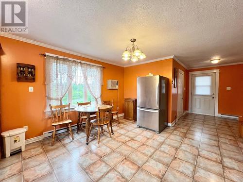 81 Maple Street, Badger, NL - Indoor Photo Showing Dining Room