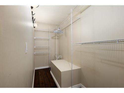 325 4Th Avenue, Kimberley, BC - Indoor With Storage