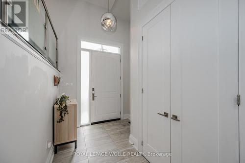98A Galbraith Avenue, Toronto E03, ON - Indoor Photo Showing Other Room