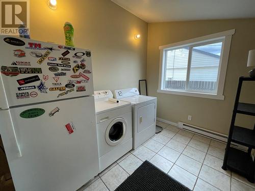 9613 15 Street, Dawson Creek, BC - Indoor Photo Showing Laundry Room