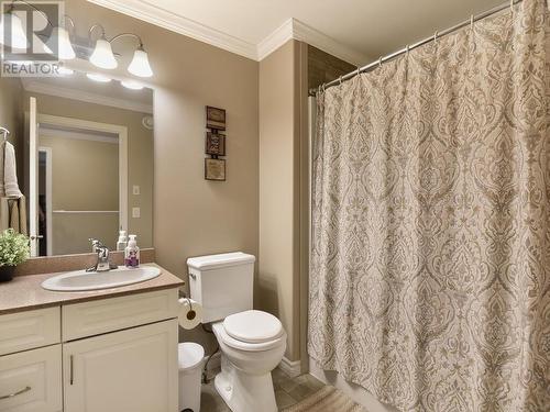 33 Wildwood Crescent, Brockville, ON - Indoor Photo Showing Bathroom