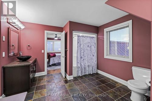 263 Lakeshore Road, Brighton, ON - Indoor Photo Showing Bathroom