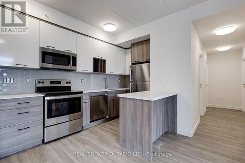 2305 - 49 Walnut Street S, Hamilton (Corktown), ON - Indoor Photo Showing Kitchen With Stainless Steel Kitchen