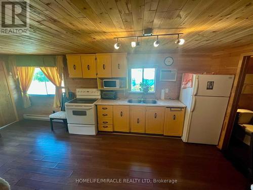 1 & 2 - 211 Dunnette Landing Road, Alnwick/Haldimand, ON - Indoor Photo Showing Kitchen