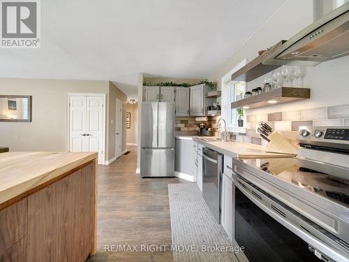 5 Esther Anne Drive, Orillia, ON - Indoor Photo Showing Kitchen