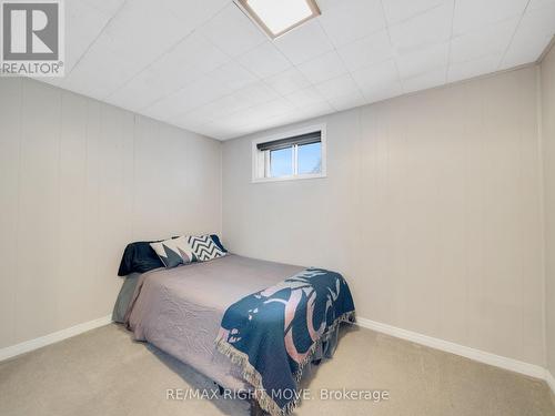 5 Esther Anne Drive, Orillia, ON - Indoor Photo Showing Bedroom