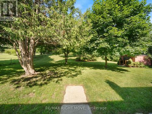 5 Esther Anne Drive, Orillia, ON - Outdoor