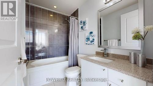 1709 - 5025 Four Springs Avenue, Mississauga, ON - Indoor Photo Showing Bathroom