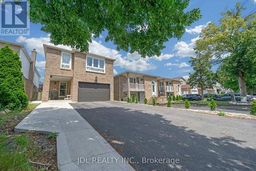 111 Morton Way, Brampton, ON - Outdoor With Facade