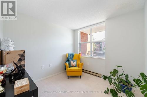 205 - 2199 Sixth Line, Oakville, ON - Indoor