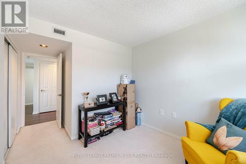 205 - 2199 Sixth Line, Oakville, ON - Indoor