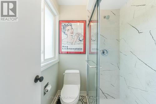 1370 Lancaster Drive, Oakville, ON - Indoor Photo Showing Bathroom