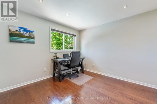 1370 Lancaster Drive, Oakville, ON - Indoor Photo Showing Other Room