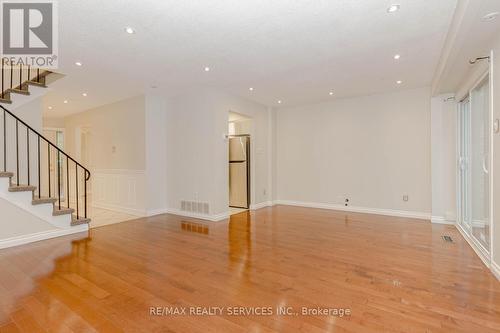 1039 Runnymead Crescent, Oakville, ON - Indoor Photo Showing Other Room