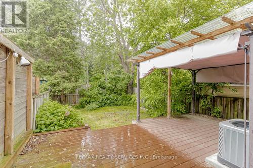 1039 Runnymead Crescent, Oakville, ON - Outdoor With Deck Patio Veranda With Exterior