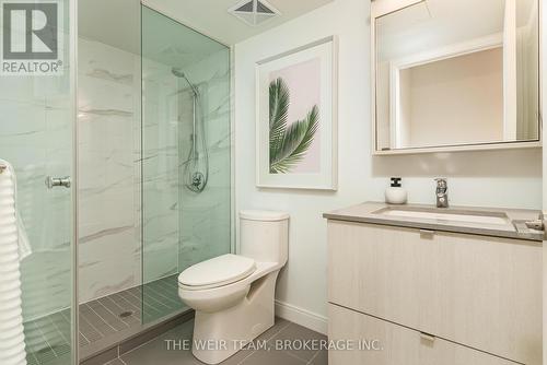 202 - 1100 Kingston Road, Toronto (Birchcliffe-Cliffside), ON - Indoor Photo Showing Bathroom